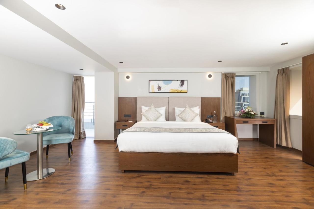 Ramee International Surat Hotel Ngoại thất bức ảnh
