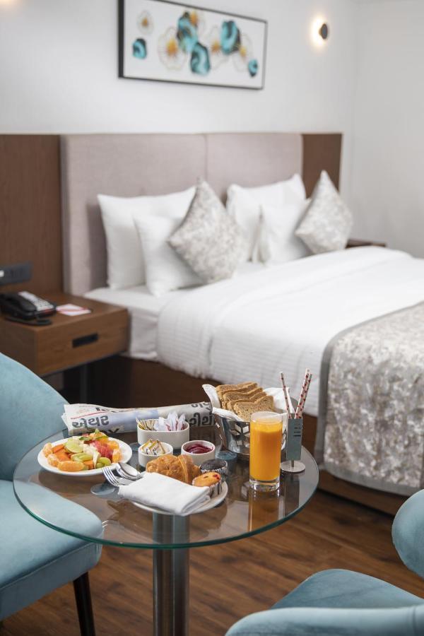 Ramee International Surat Hotel Ngoại thất bức ảnh