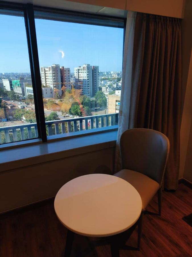 Ramee International Surat Hotel Ngoại thất bức ảnh