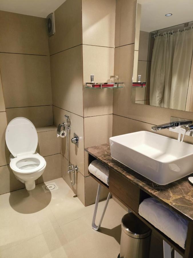 Ramee International Surat Hotel Ngoại thất bức ảnh