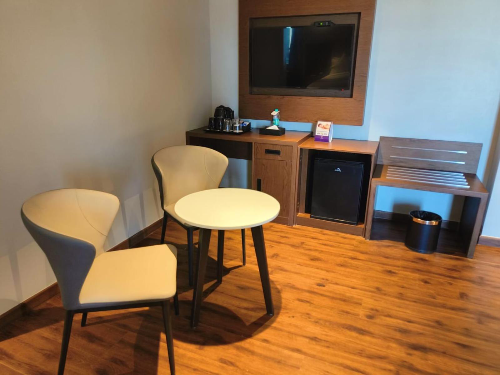 Ramee International Surat Hotel Ngoại thất bức ảnh