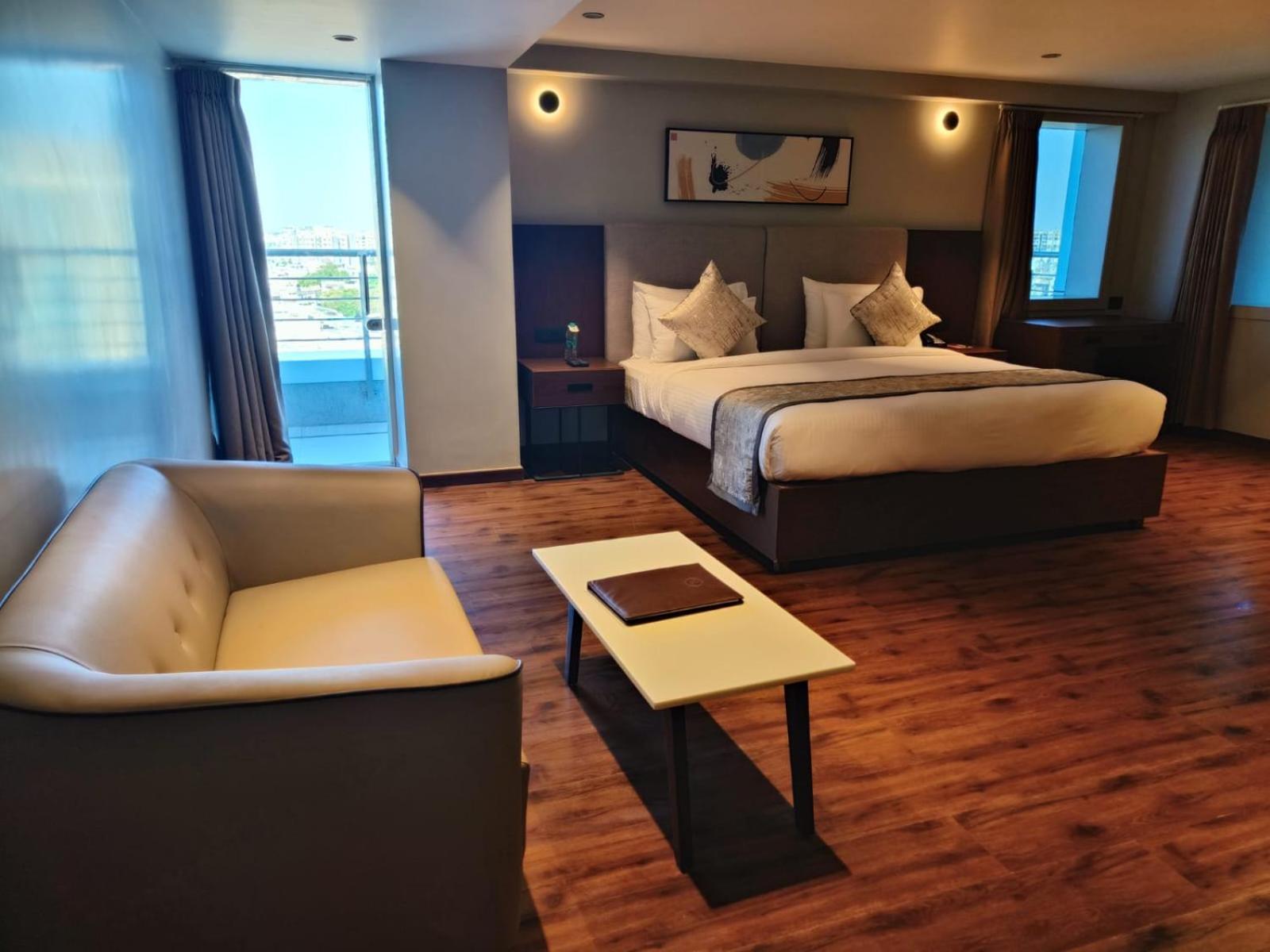 Ramee International Surat Hotel Ngoại thất bức ảnh