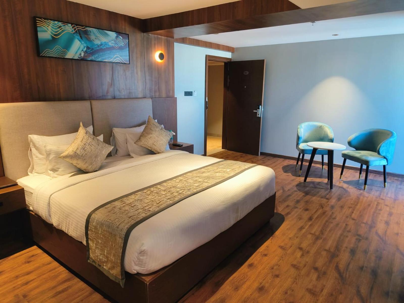 Ramee International Surat Hotel Ngoại thất bức ảnh